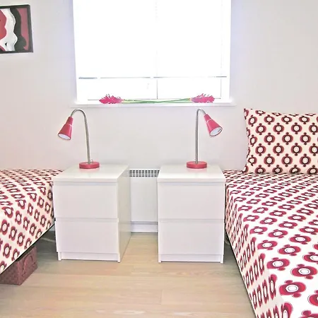 3 Bedroom Beautiful In Dom wakacyjny